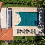 Lumar Homes - Valley Villa *