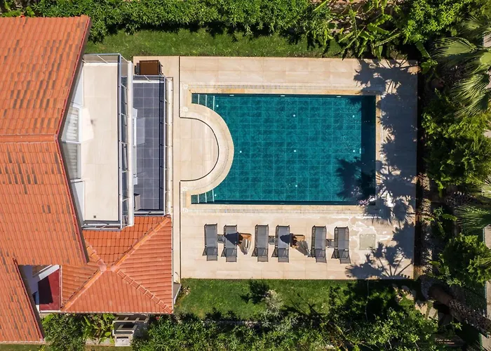Lumar Homes - Valley Villa *