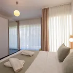 Lumar Homes - Valley Villa