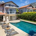 Villa Lumar Homes - Valley