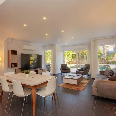 Lumar Homes - Valley Villa