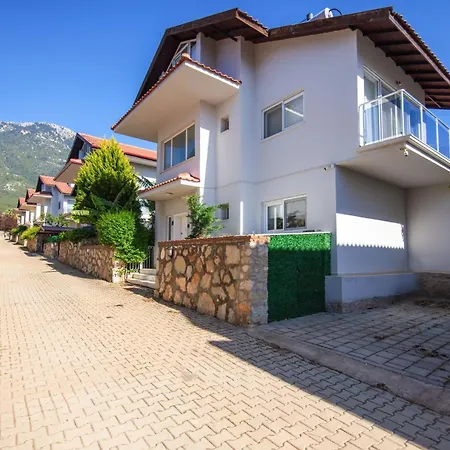 Villa Lumar Homes - Valley