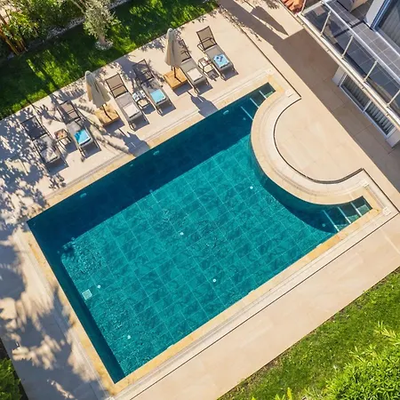 Lumar Homes - Valley Villa