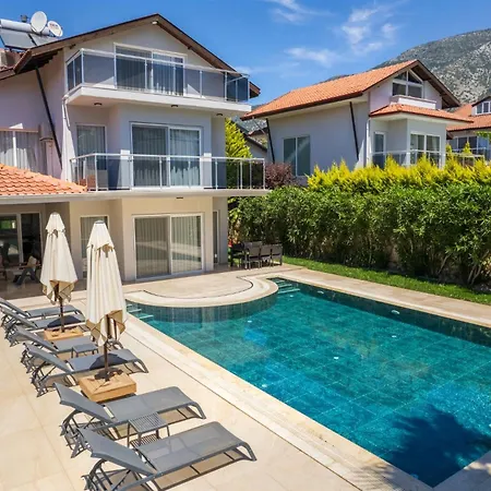 Villa Lumar Homes - Valley