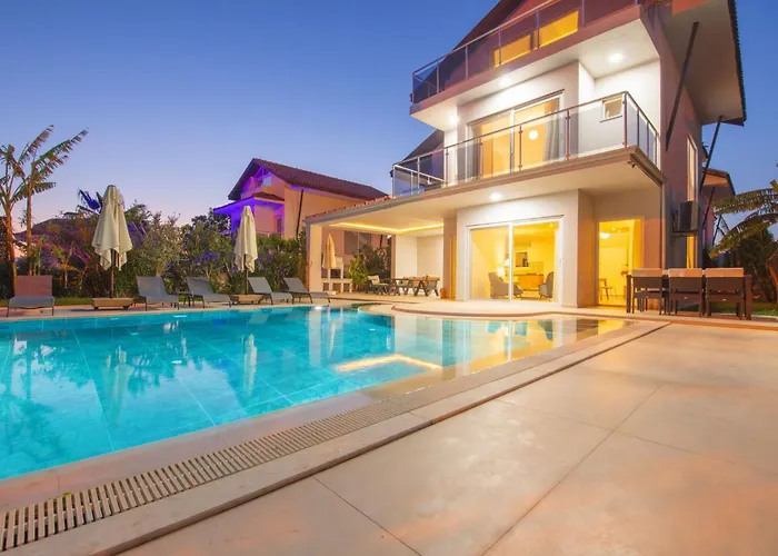 Villa Lumar Homes - Valley *